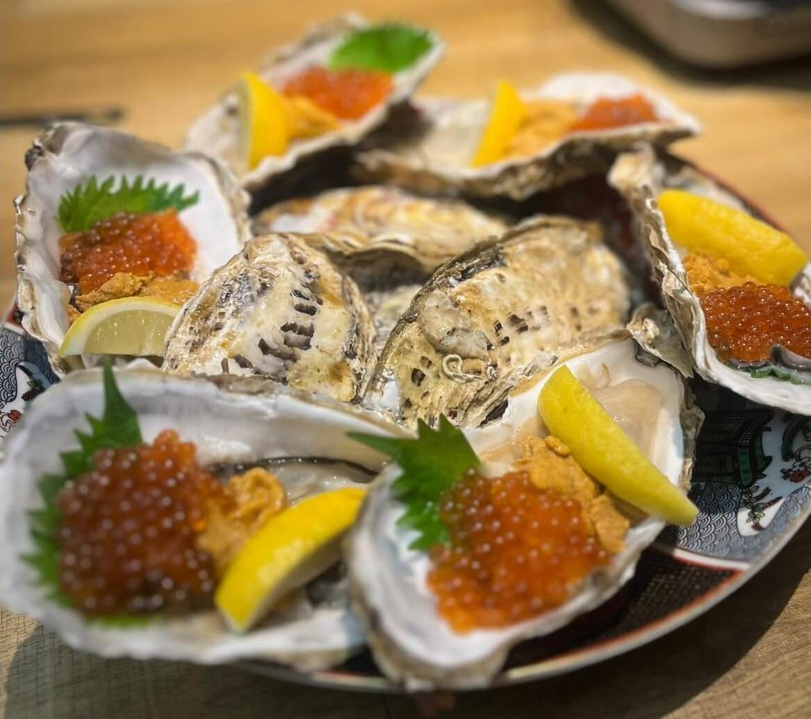 石巻から仕入れる新鮮な牡蠣